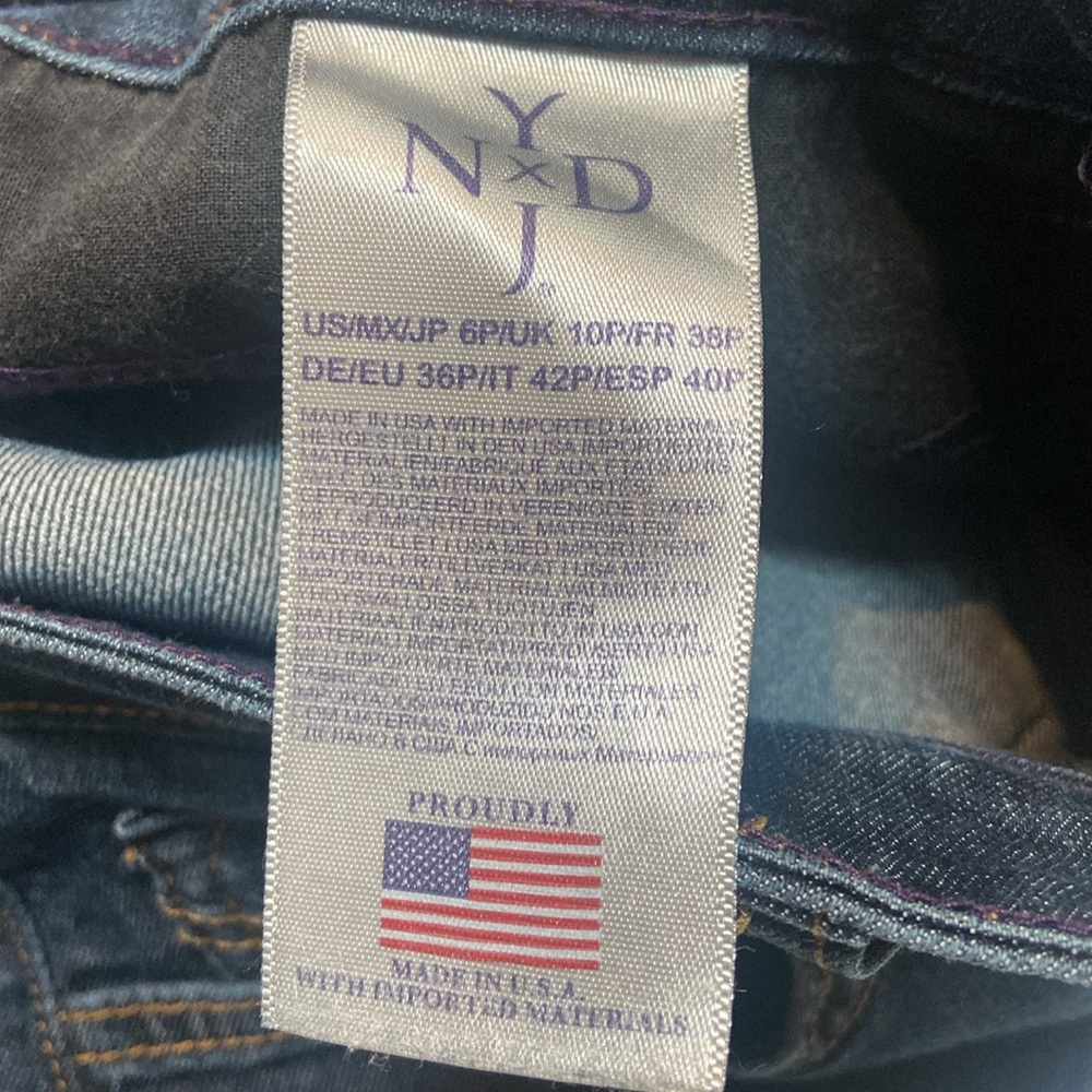 NYDJ Size 6P MARILYN STRAIGHT Blue Jeans - Picture 12 of 12